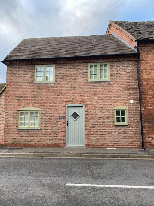 The Snug Entire Home Sleeps 2, Stratford Upon Avon Shottery Extérieur photo